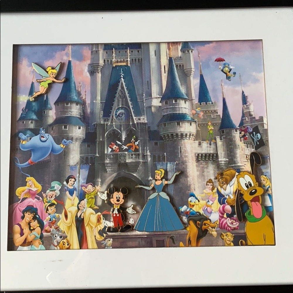 DISNEY Framed & Matted Castle Print w/4 Pins RARE - Picture 1 of 9